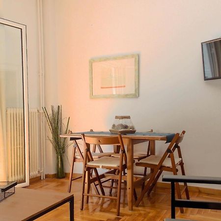 Cozy Plaka Apartment Athen Exterior foto