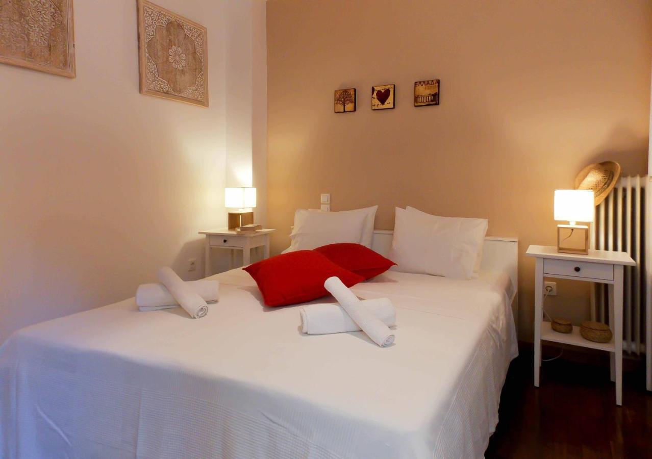 Cozy Plaka Apartment Athen Exterior foto