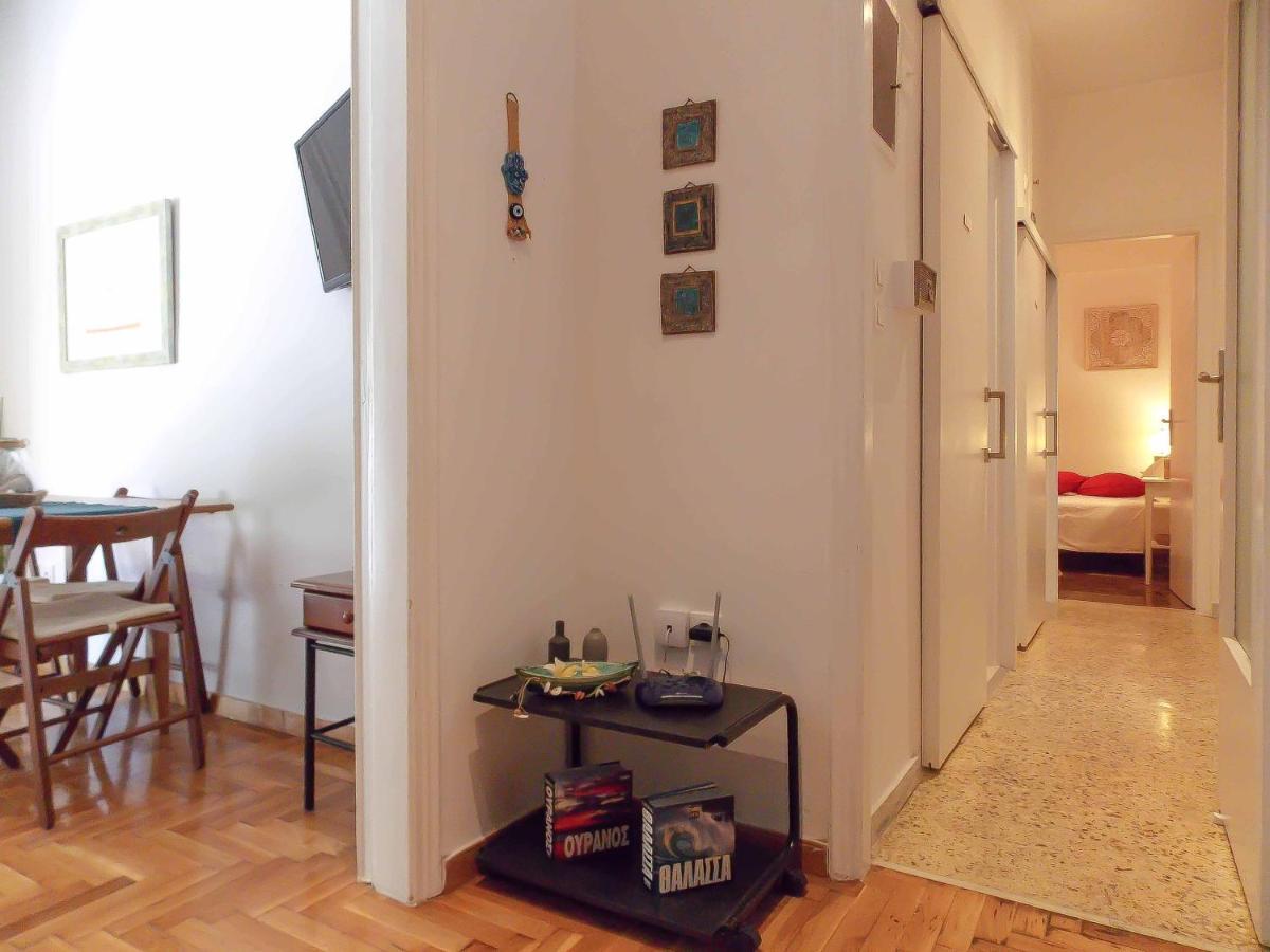 Cozy Plaka Apartment Athen Exterior foto