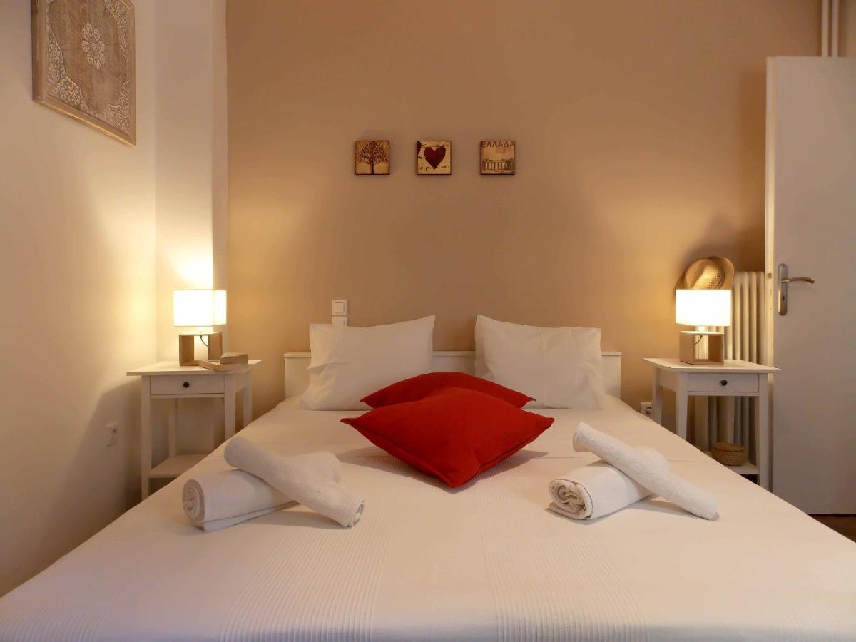 Cozy Plaka Apartment Athen Exterior foto