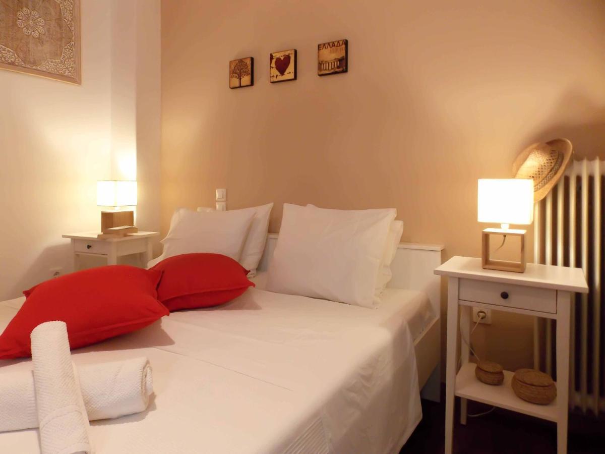Cozy Plaka Apartment Athen Exterior foto