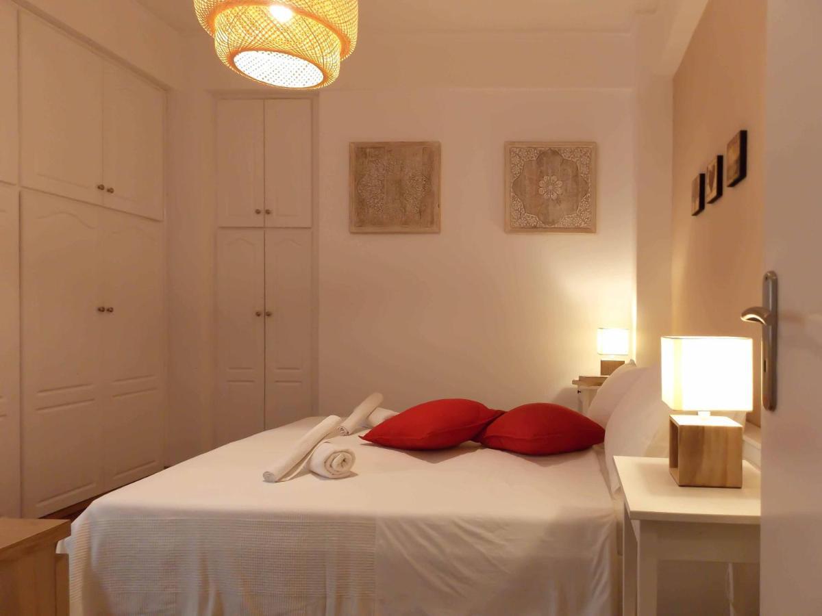 Cozy Plaka Apartment Athen Exterior foto